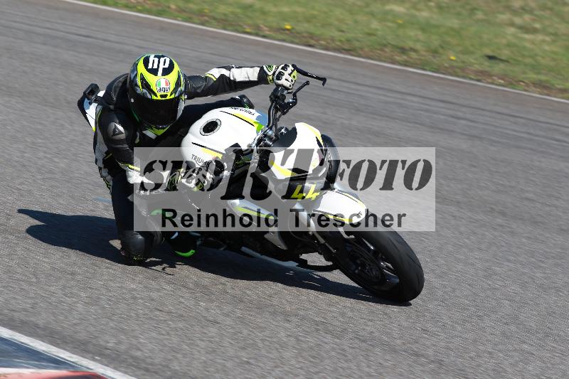 /Archiv-2022/05 04.04.2022 Plüss Moto Sport ADR/Einsteiger/44